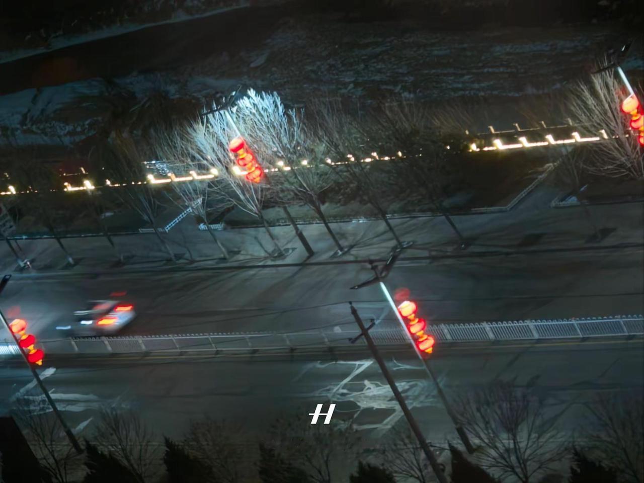 山中无甲子，世事都如烟