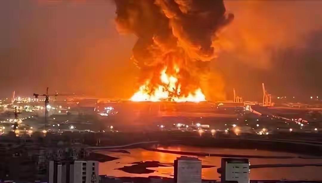 油价“涨完就跌”：定价机制是否该改改了？
3月9日24时，国内油价迎来四年最大涨