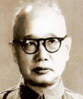 李大钊的儿子李葆华，做安徽第一书记时，把亲戚朋友都得罪完了。[无辜笑]

上世纪