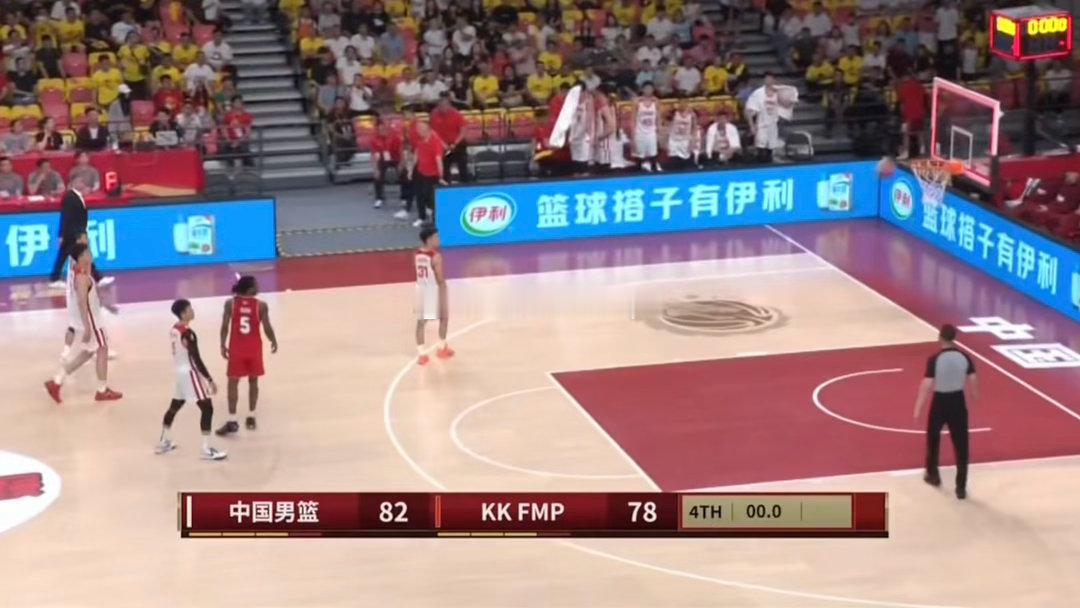 中国男篮82-78战胜KK FMP，王俊杰砍下18分14篮板。中国男篮