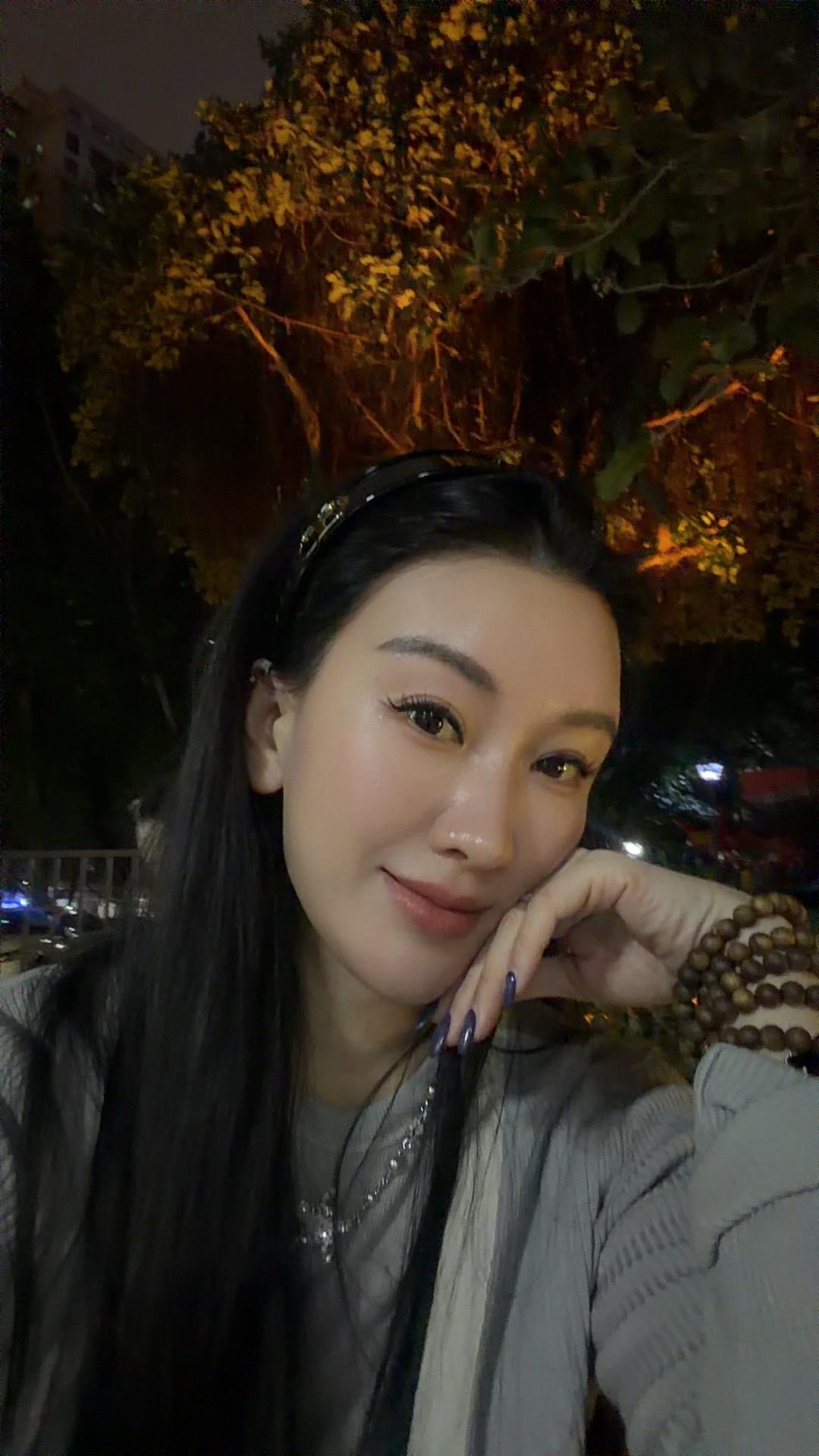 好累了，电梯上不去，想回家…