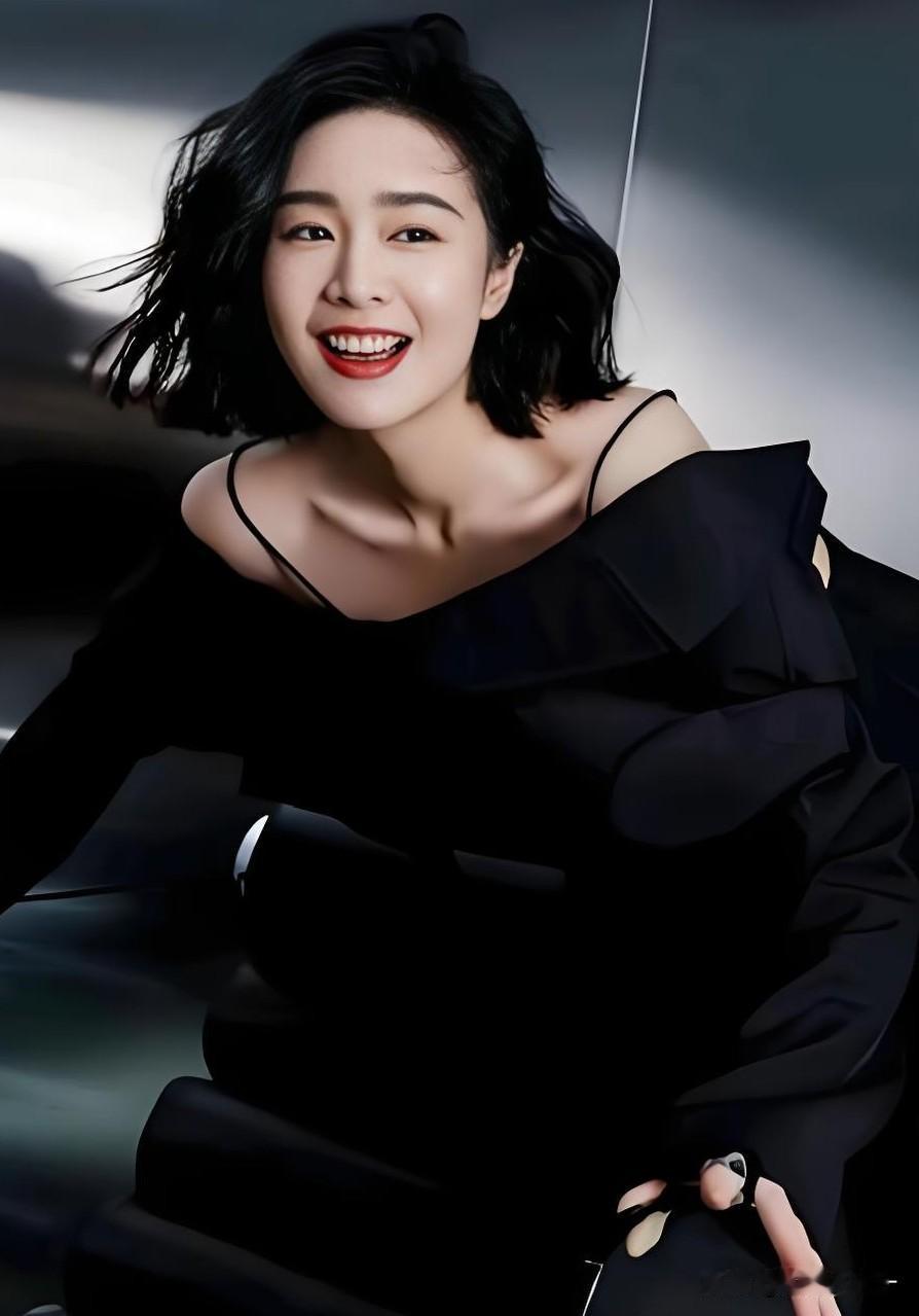 《蒸蒸日上》，

就演萧龙女这女演员高叶，

颜值高演技好也就罢了，我是真没想到