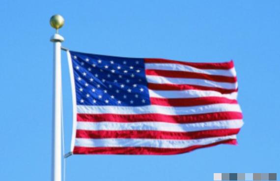 不得不说，特朗普是真爷们！在枪手刚被击毙之后，特朗普在白宫记者晚宴上重返舞台，并