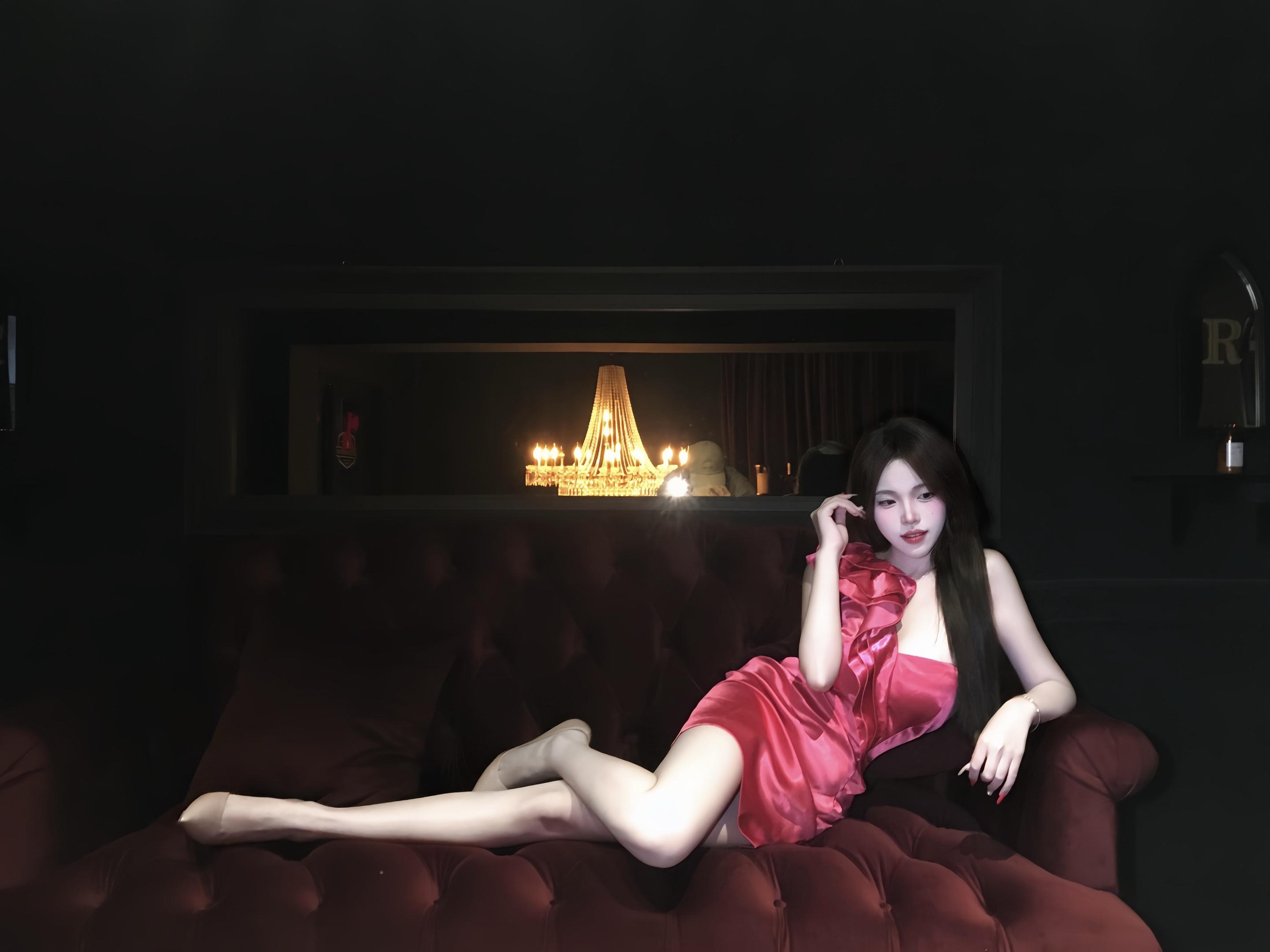 过往吸引你的东西，也会随着你的提升，失去它原有的魅力