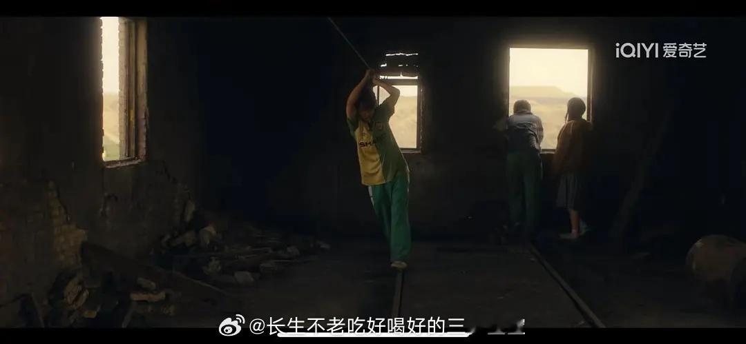 风中的火焰今日开播 风中的火焰，好爱镜头里的宿命文学啊眺望远方的三个学生，怀揣着