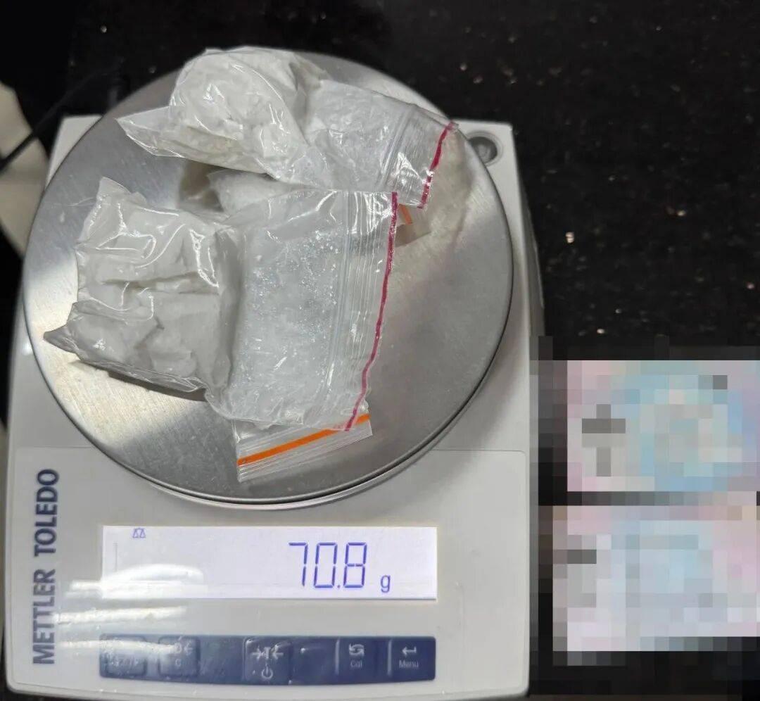 港珠澳大桥口岸查出个狠的！8月14号晚上，一男子走“绿色通道”通关，神情紧张得反