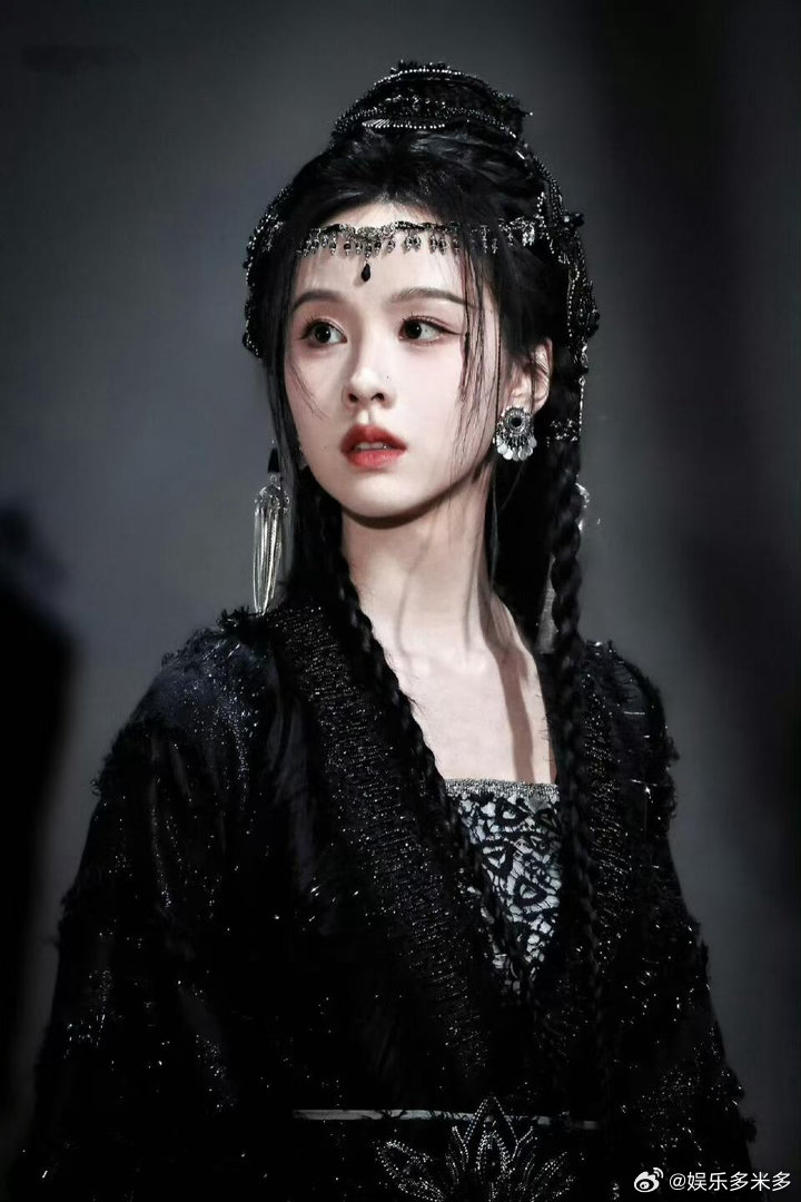 陈都灵有双发现美的眼睛陈都灵好爱夸人一个嘟嘟 谁被嘟嘟的温柔打动了？精准发现他人