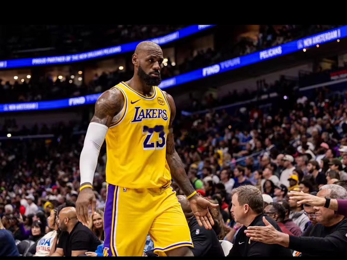 4月27日讯 NBA季后赛首轮G4，湖人今日客场对阵火箭。湖人目前大比分3-0领