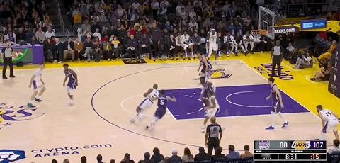 詹姆斯2+1，大喊一声：and 1 