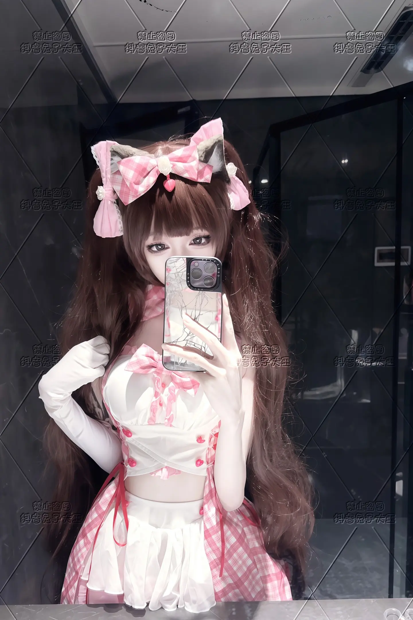 不会卖萌的不要跟我讲话了。