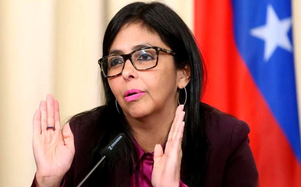 两代委内瑞拉强人，查韦斯和马杜罗，亲手养出了一个最危险的“自己人”——罗德里格斯