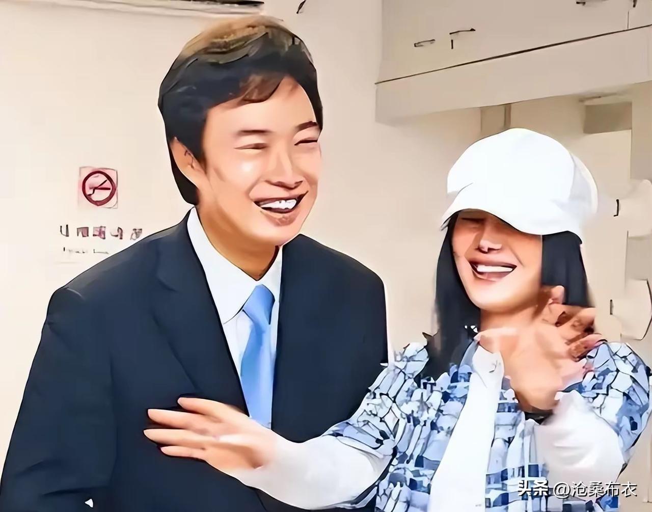 费玉清真痴情为女友一生未婚！1984年费玉清凭《一剪梅》走红，2006年与周杰伦