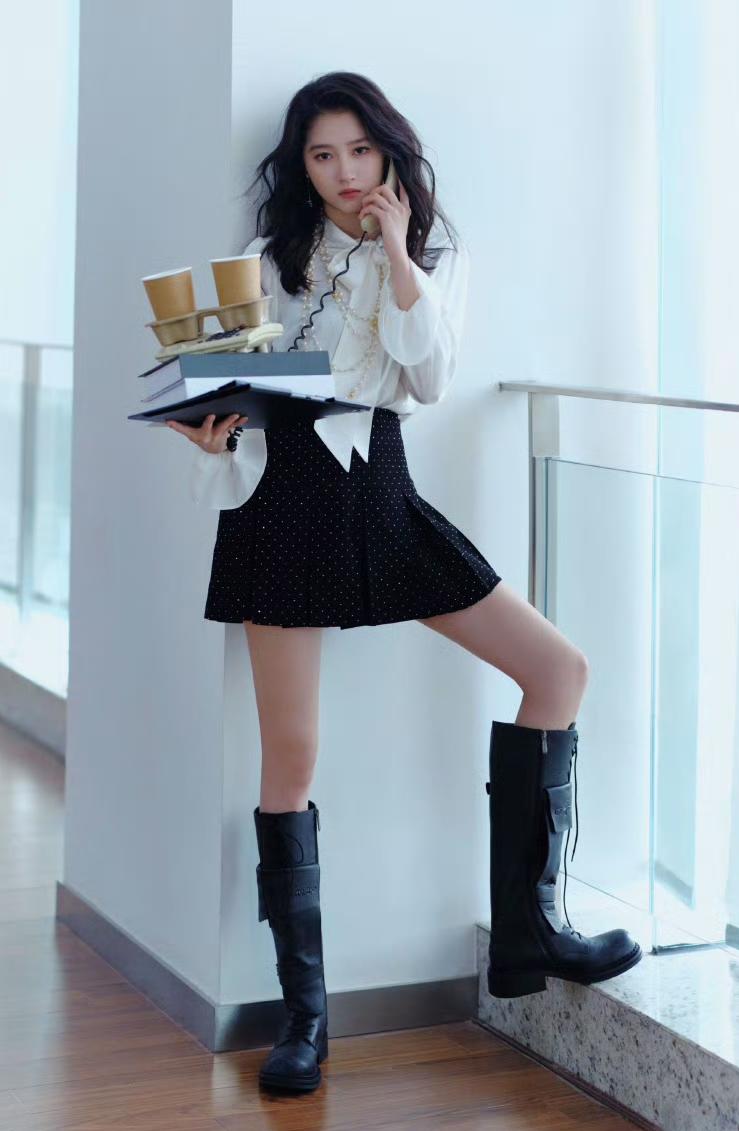 @关晓彤