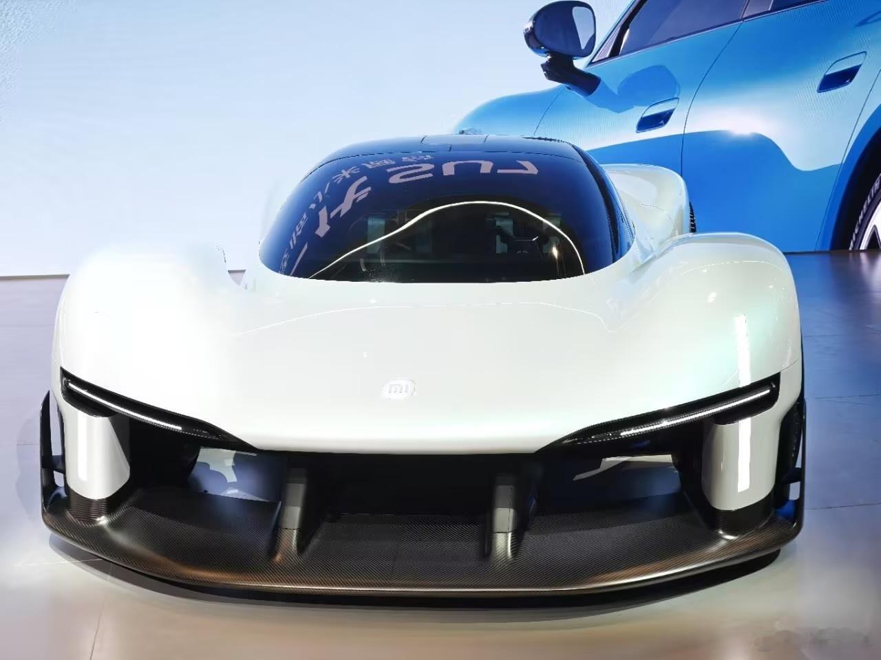 近距离看到了小米VGT概念车，觉得比图片里猛多了！它已经具备了所有hyperca
