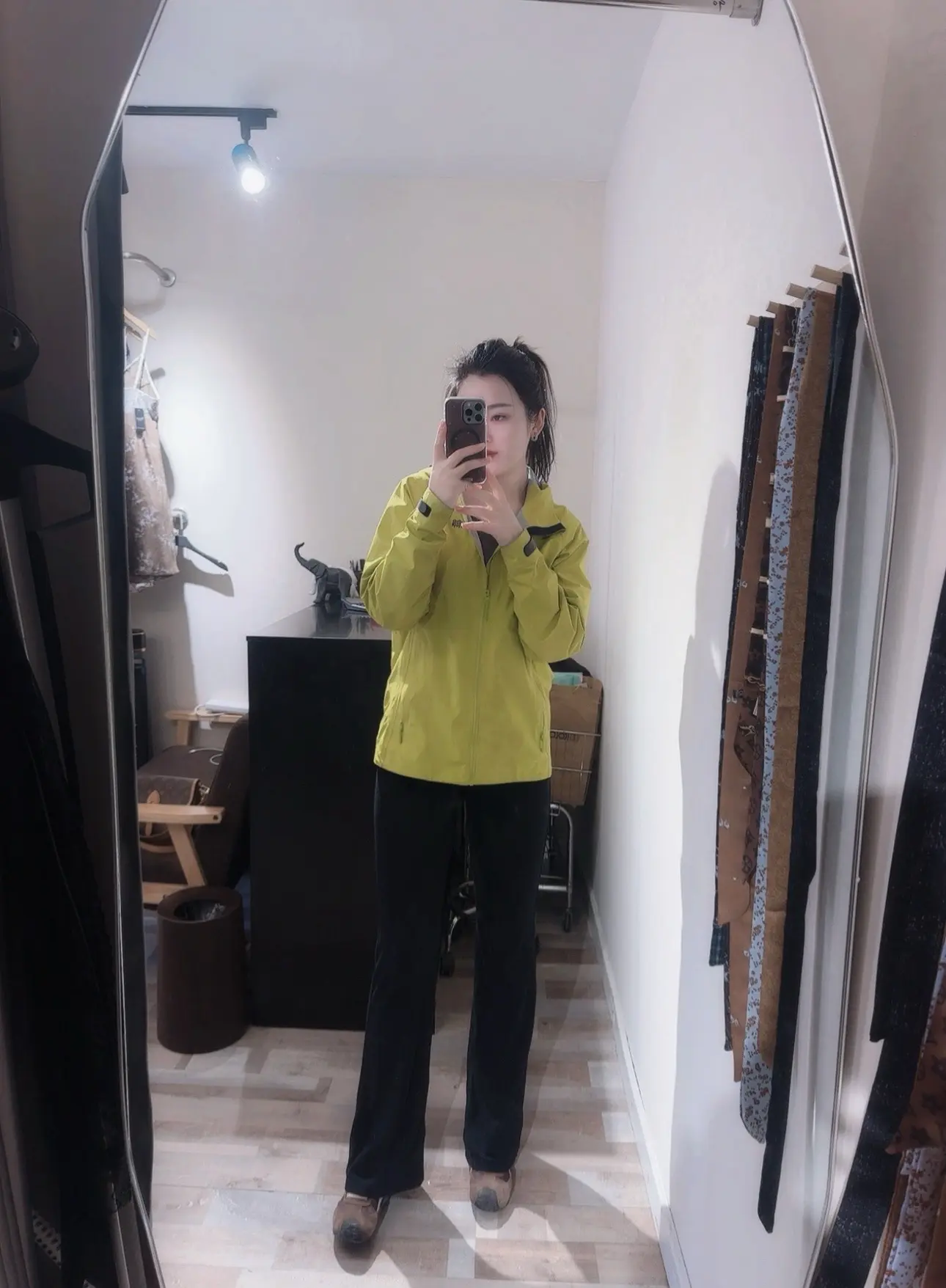 只想把自己养的更快乐 更平静   村上春树说“ 在自己喜欢的时间里 按...