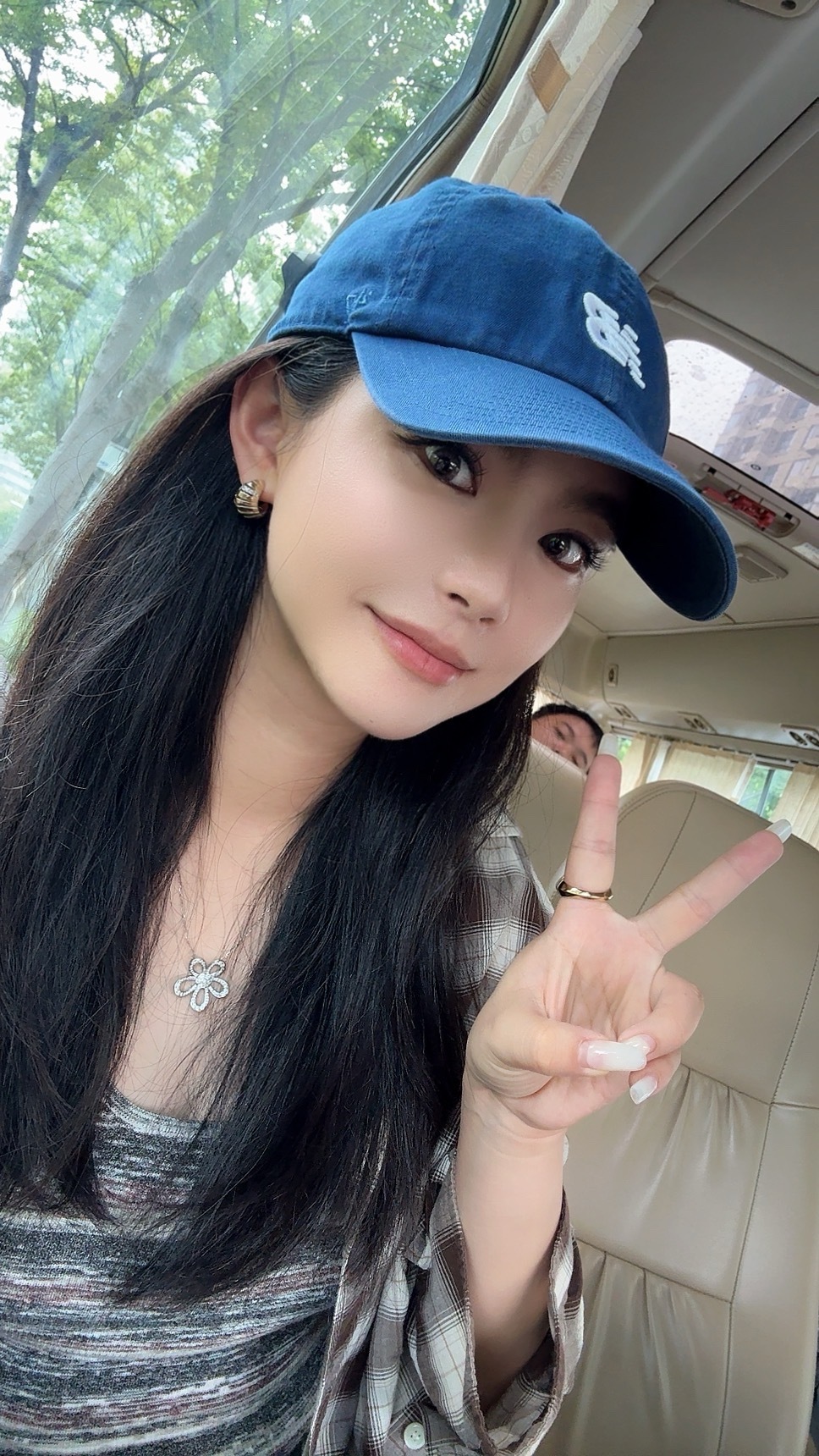 怒睡11个小时我感觉的结节都变小了[yeah]回合肥啦～～  ​​​
