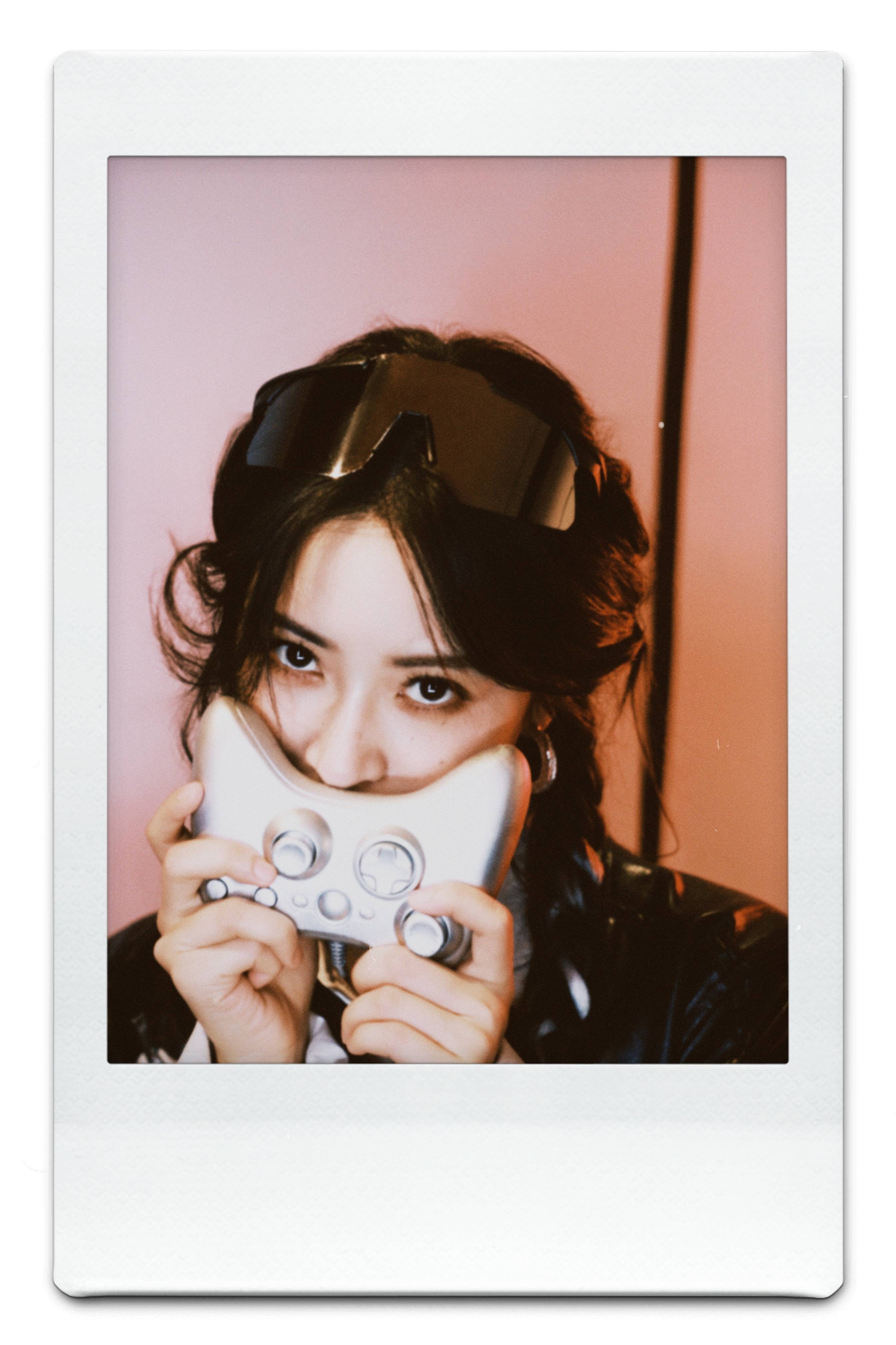 谁懂浓颜真的很爽 多浓烈的妆和造型都不会有违和感 