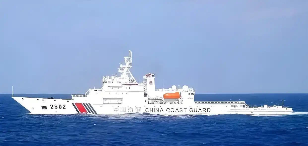 7月4日，中国海警局一声令下，一把把利剑直接插进了台湾东部海域！
不是临时巡航，