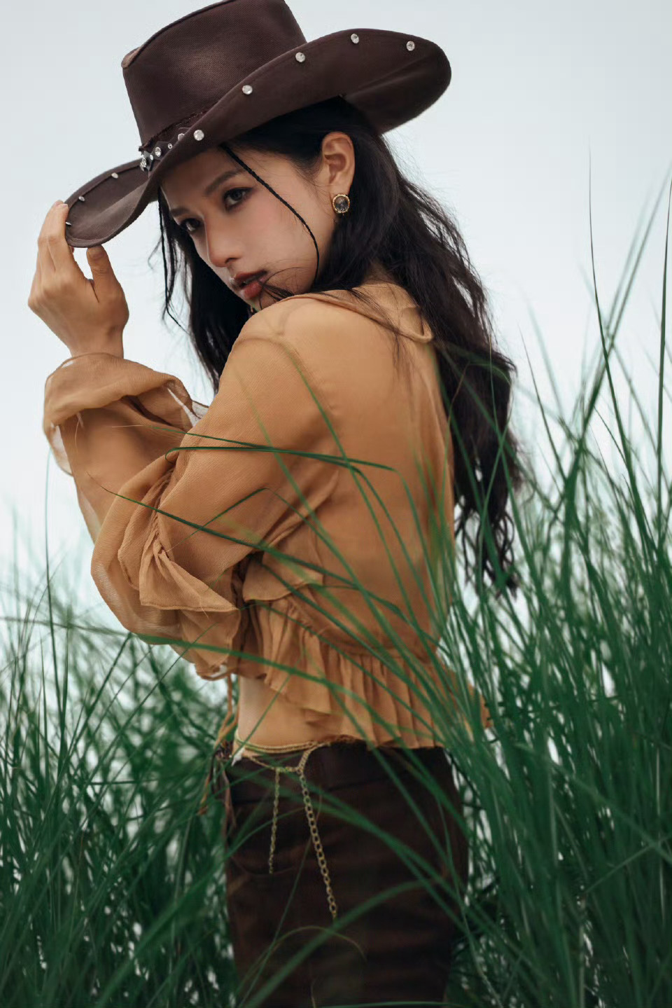 张婧仪自由野性美 ​​​