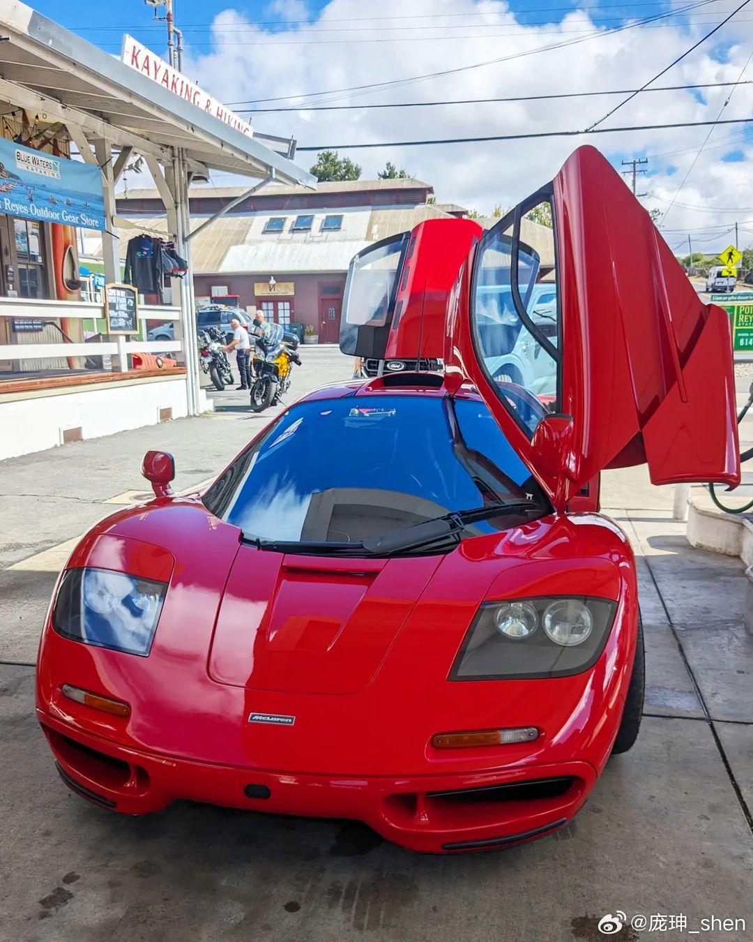 #shen车视界# 科技公司创始人获得巨额财富后，会买什么车？Elon Musk