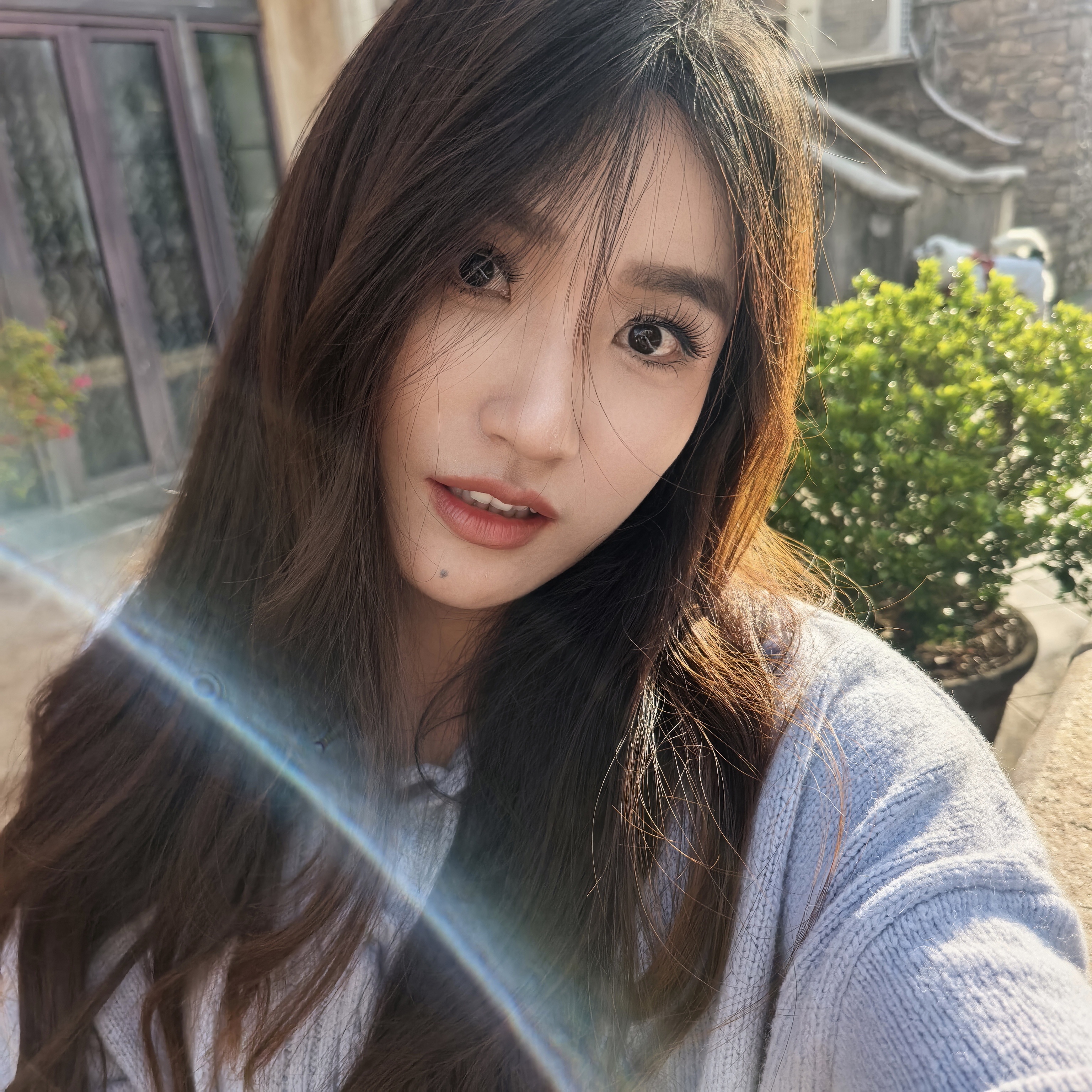 胖折叠后置自拍还真好看！虽然日渐肥胖～好在朋友送了个健身房年卡，总算迈出了减肥的