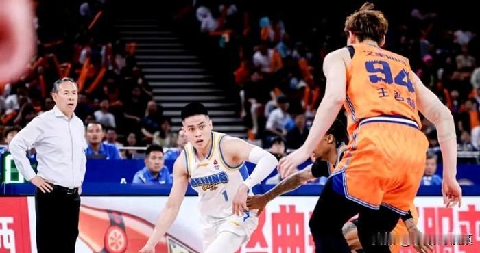 复仇之战，99-88下起三分雨，北京战胜上海

北京队99-88力克上海队。陈盈