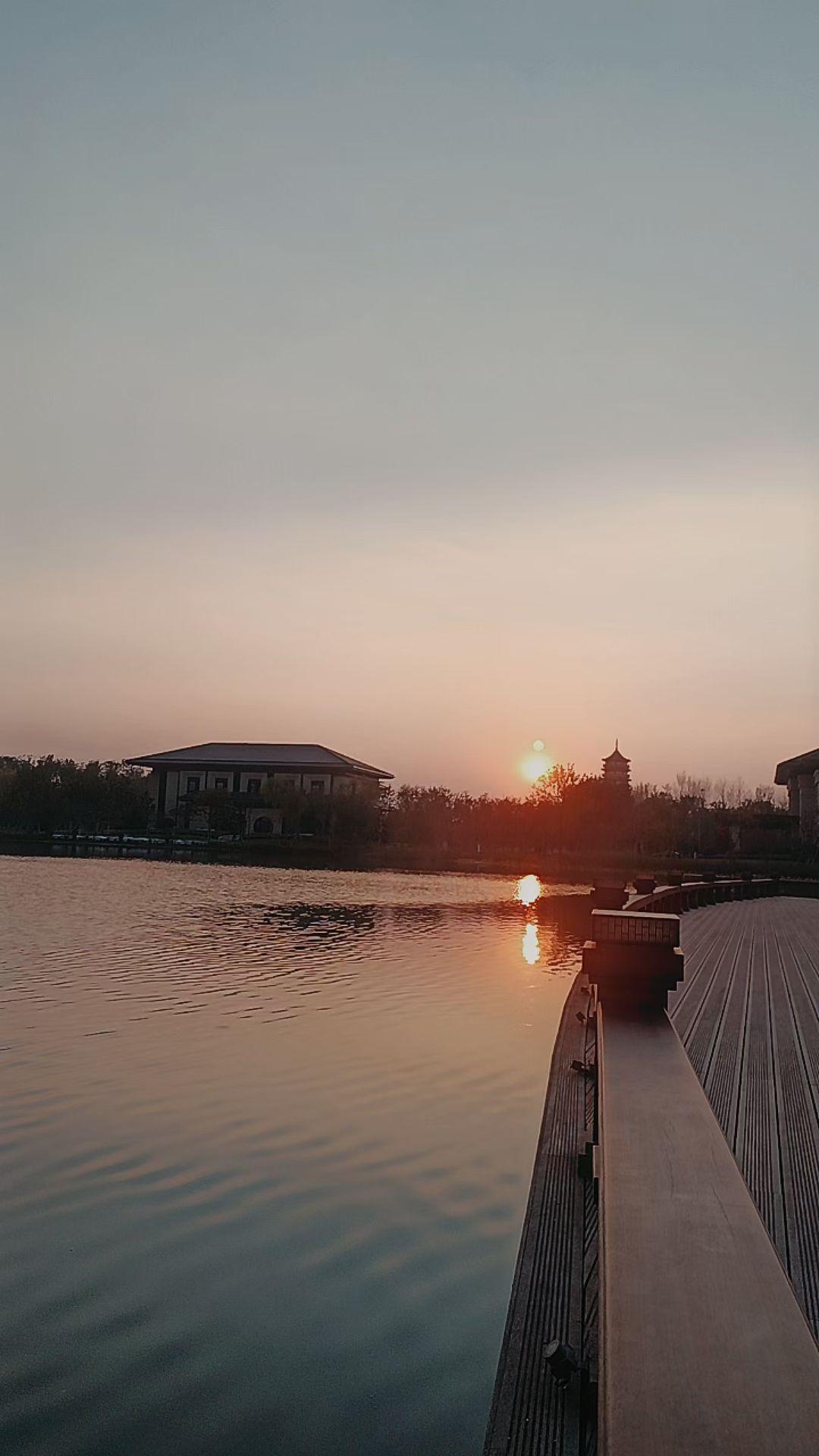 2026最想实现的一件事 2026年最想实现的事，我在完成环球旅行和多挣钱之间纠