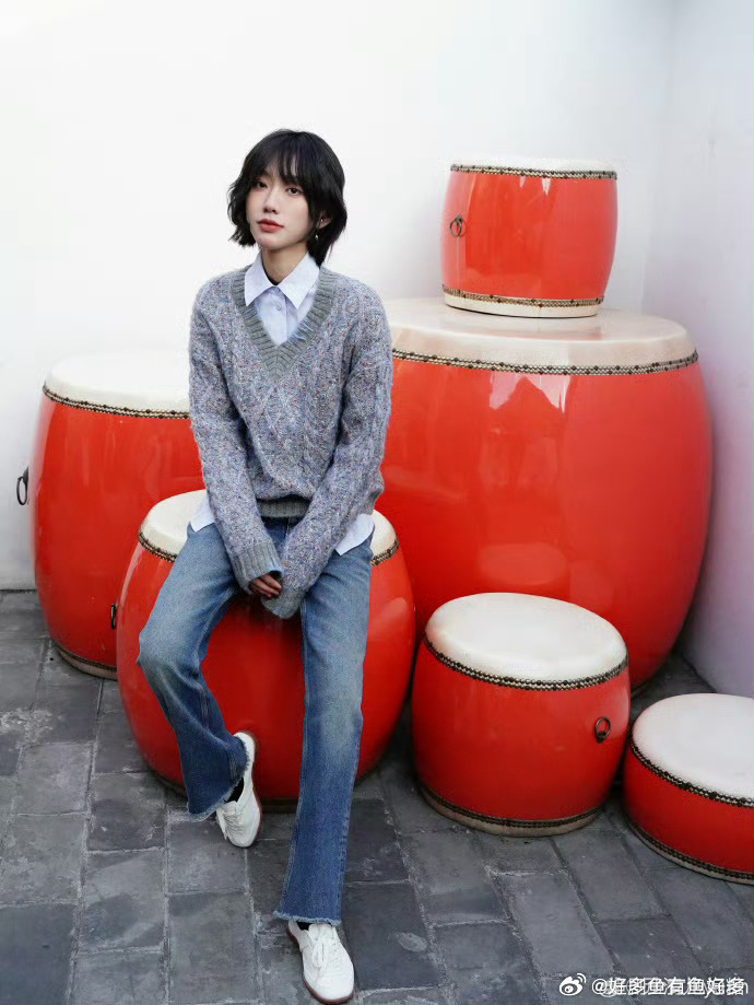 佟掌柜骨子里的江湖气传给了元清元清身上满是闫妮的影子谁看元清能不梦回佟掌柜，藏在