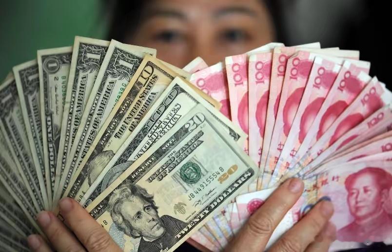 现在我们为什么对人民币国际化没那么执念了？因为中国跟俄罗斯、沙特和伊朗石油交易9