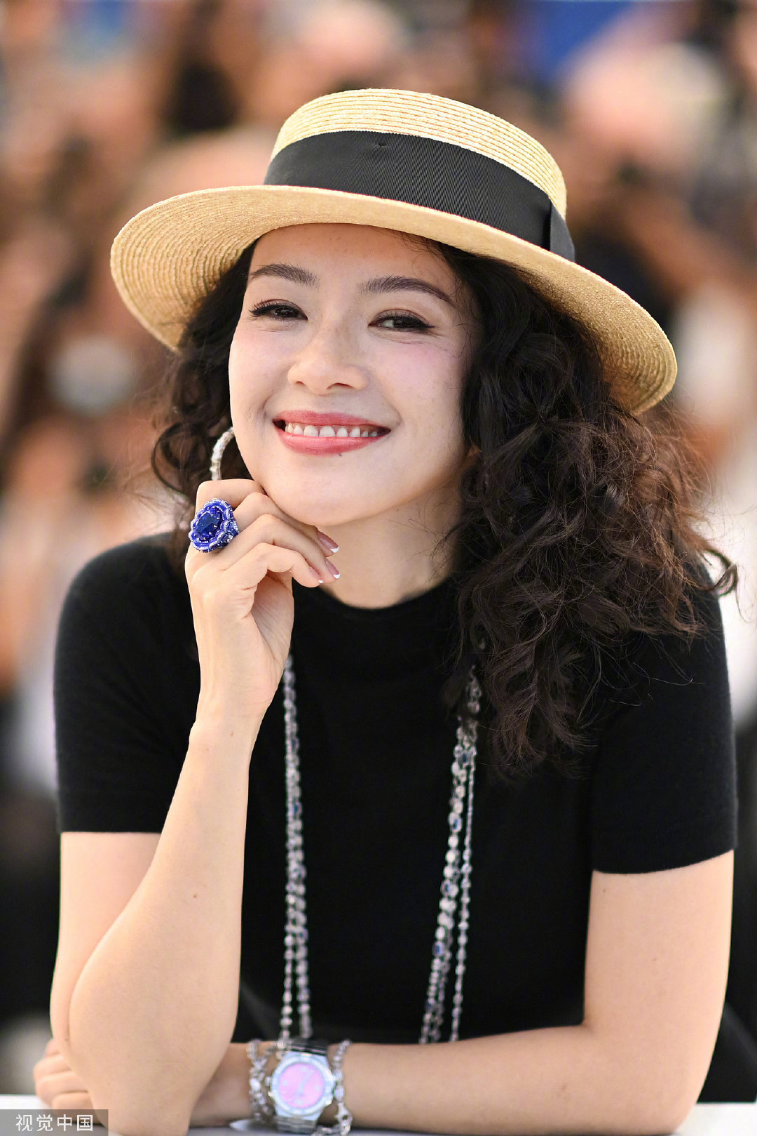 章子怡 医美真的别对女演员太苛刻，章子怡只是胖了一点点，整个人看着更温柔大气，这