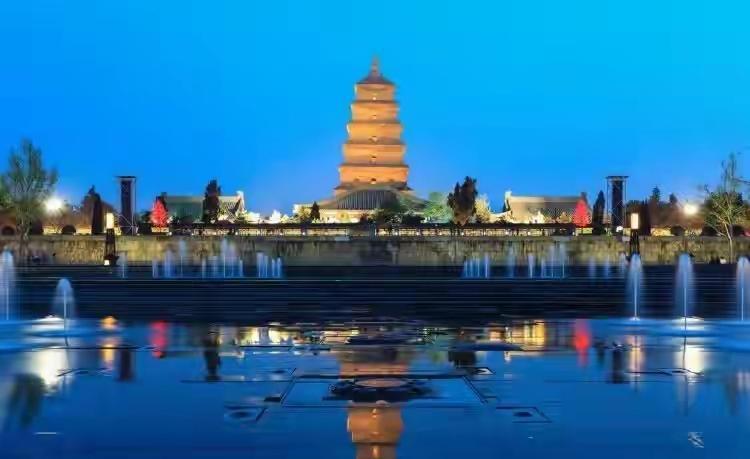 想去西安感受盛唐魅力的宝子有福啦！今日头条和鸿蒙推出的《出发吧趁现在》西安篇，以
