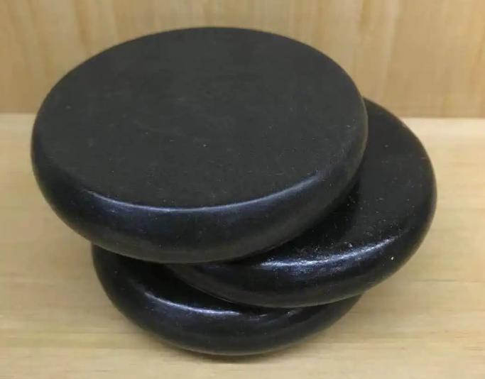 保健石不保健：千倍辐射致癌物，枕边炸弹正在倒计时

海关查获的“保健石”辐射超标