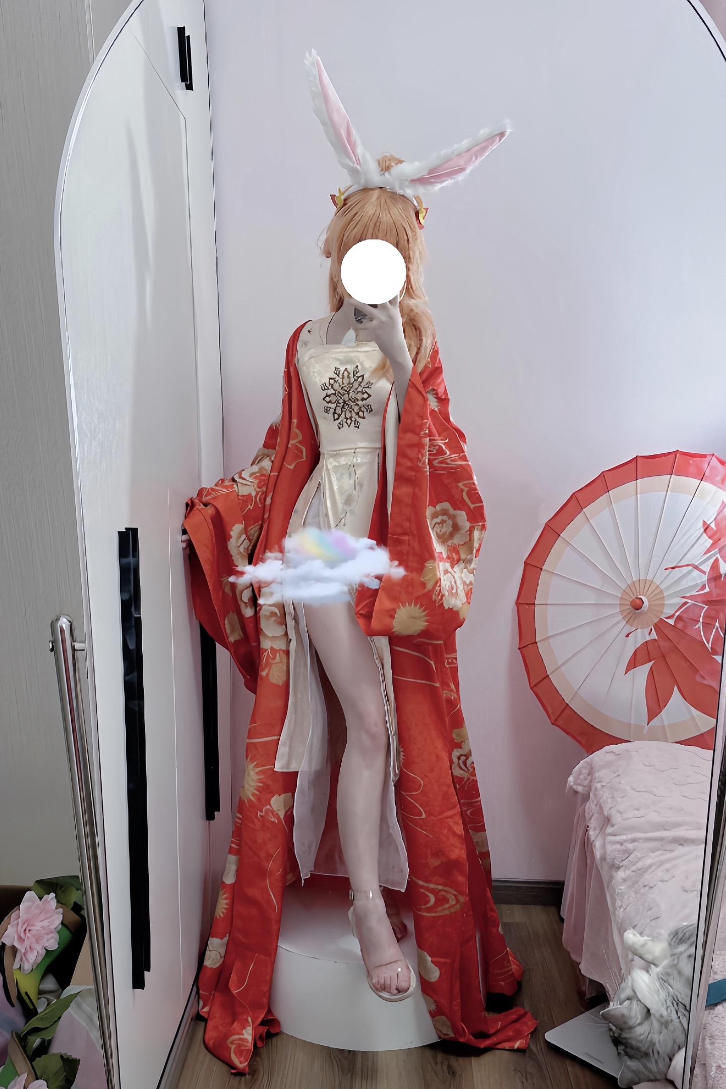 再多喜欢阿离一点，可以吗。