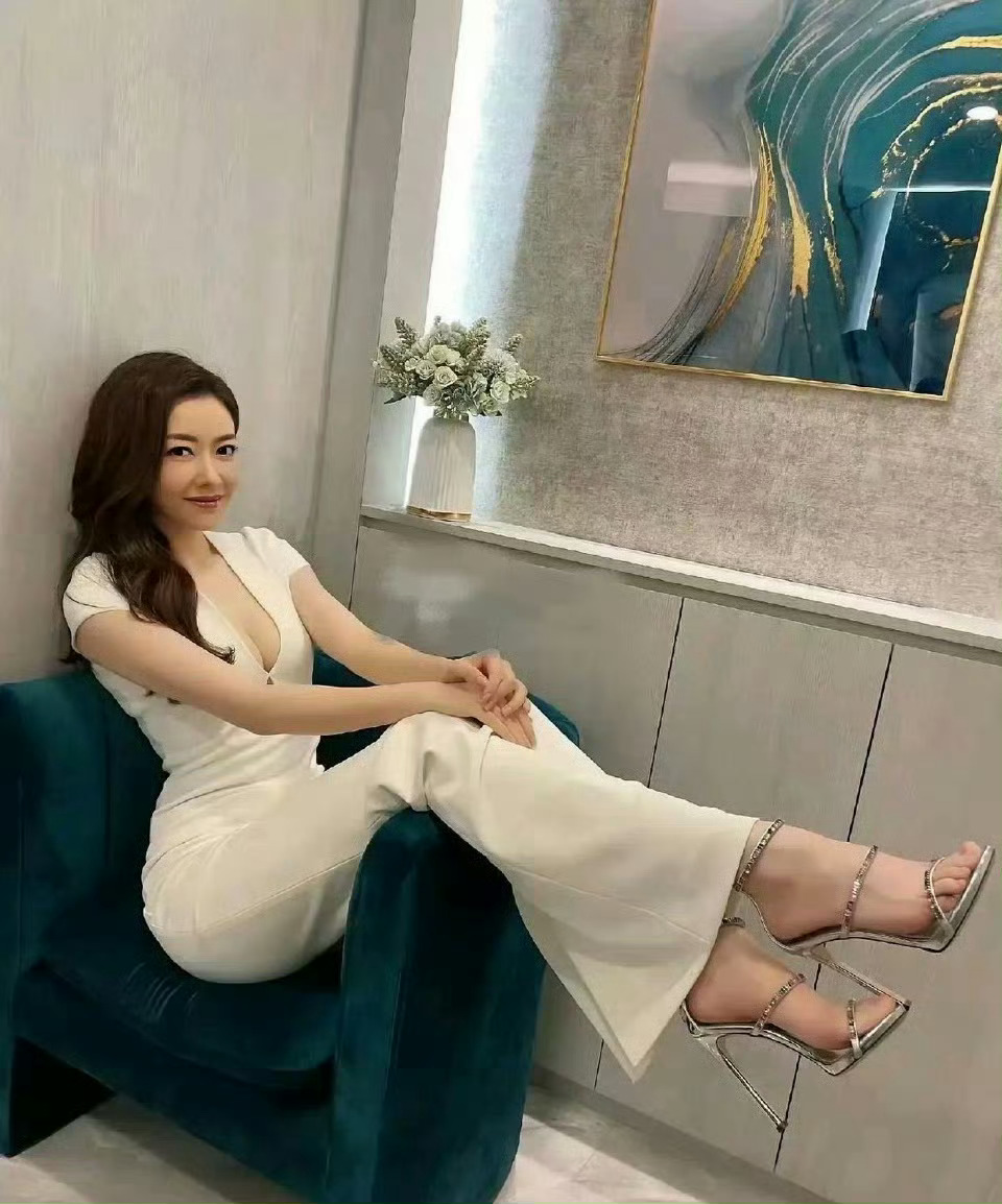 一直很疑惑熊黛林差在哪了？为什么不选她[苦涩] ​​​