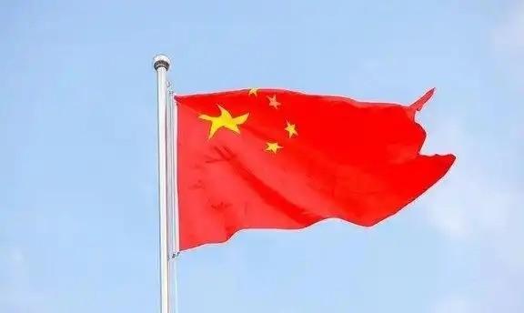 目前中国的最大问题，不是台湾问题，不是与美国的问题，也不是与日本问题，中国如今最