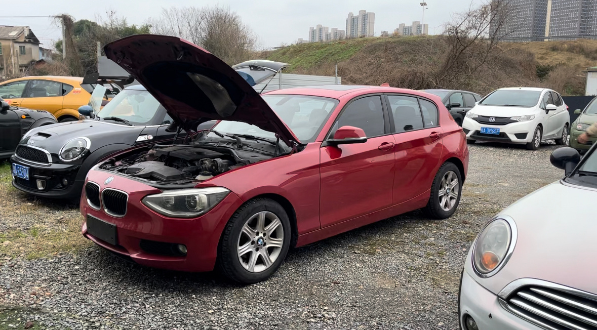 今年新造。116i 赛道练习车。马不停蹄，基础改装。除了动力以外其他东西先做。 