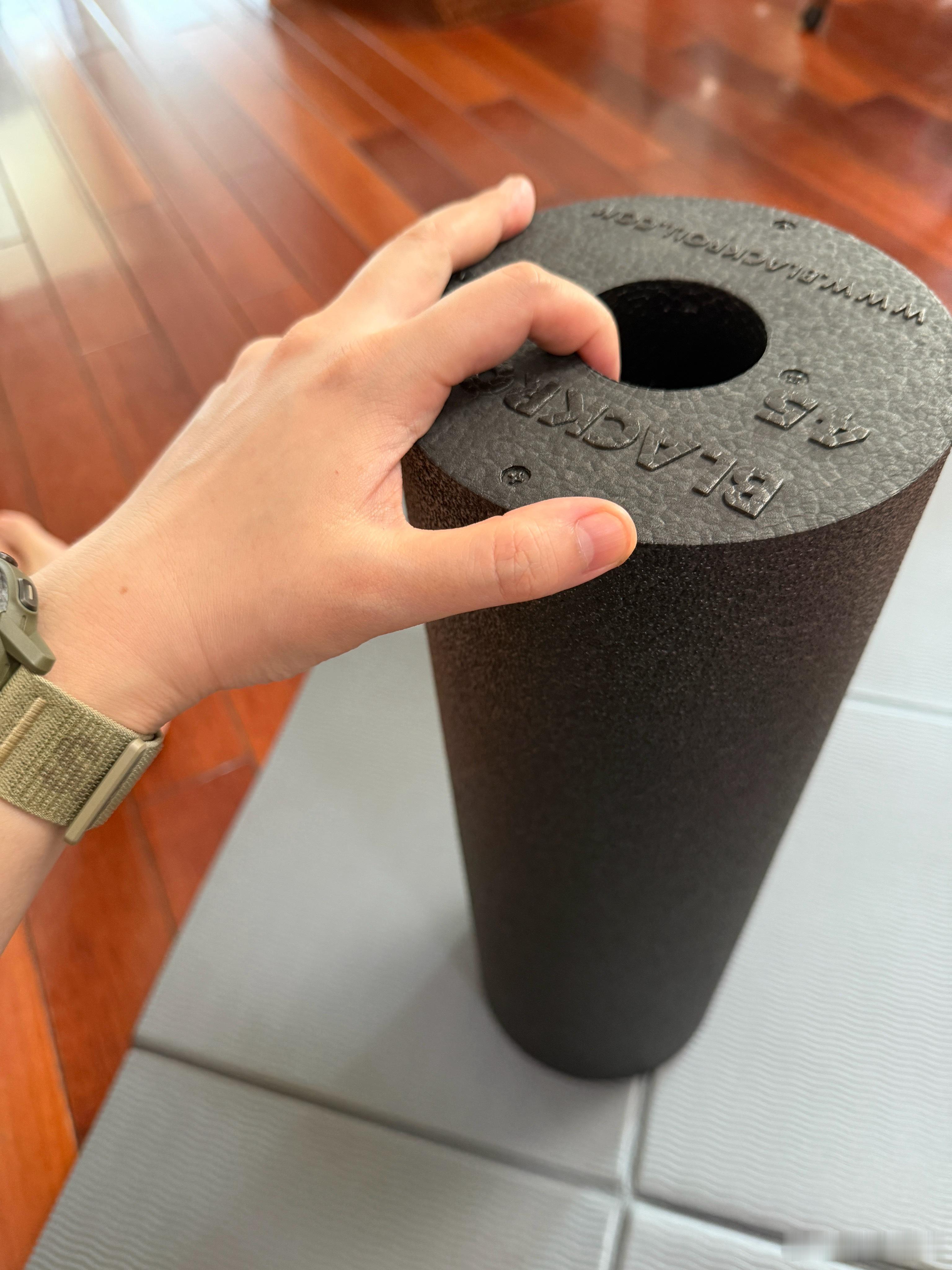 上班族可以搞个这个，泡沫轴的酸爽 咸鱼fitness ​​​