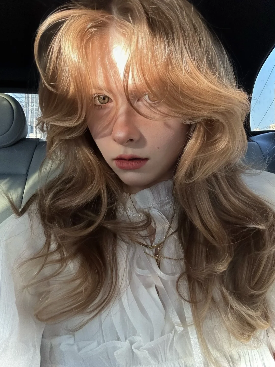 娃娃（魏如萱）点赞了我! 哇哈哈!