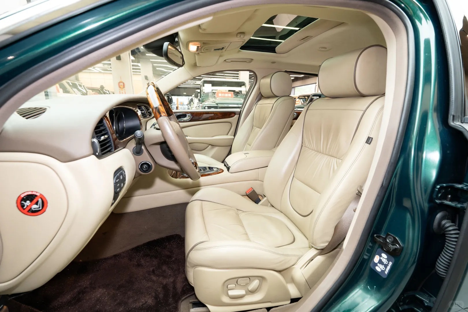 好车分享 Jaguar XJ，英国轿车最后的荣光 