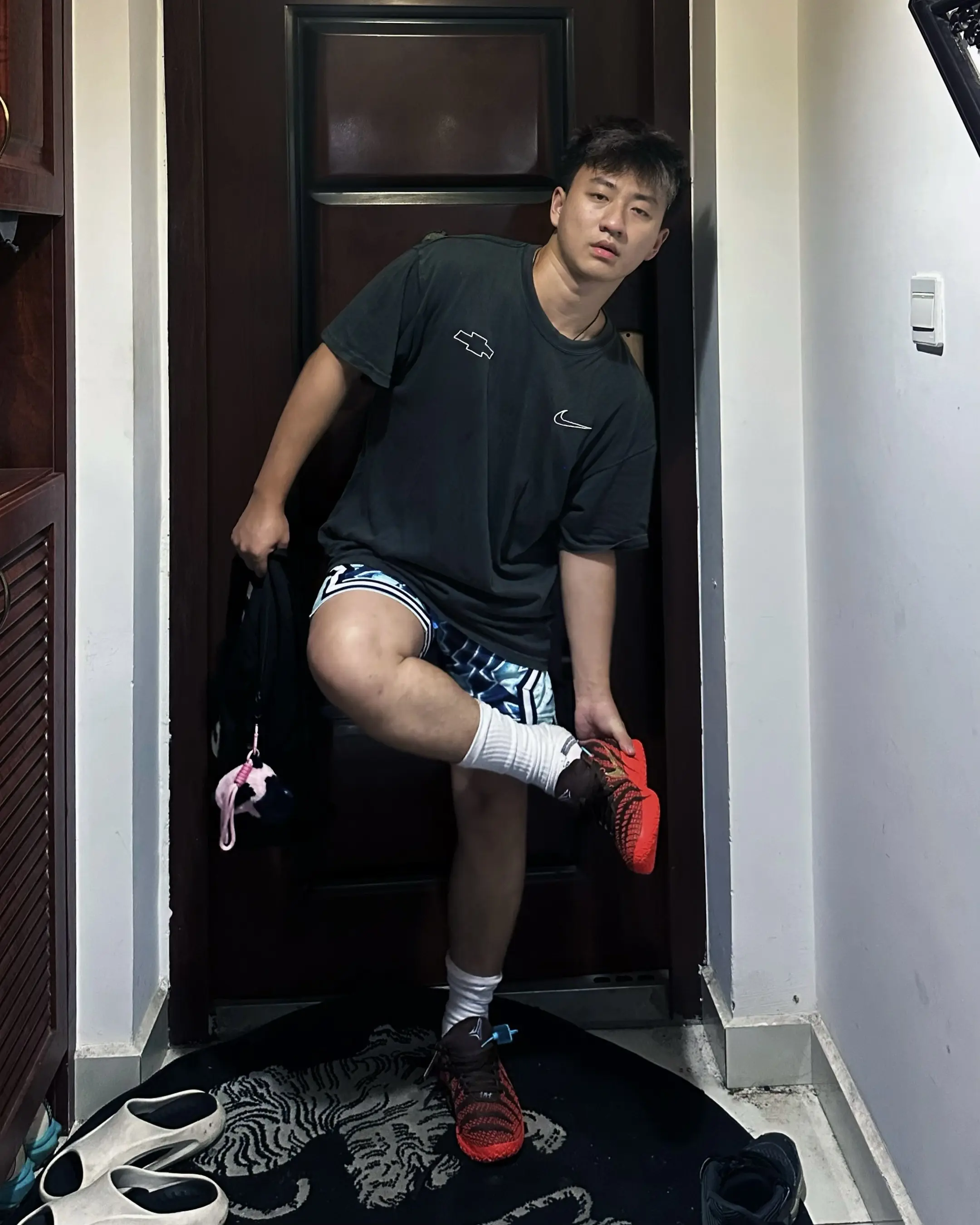 1 哥哥带你出门咯