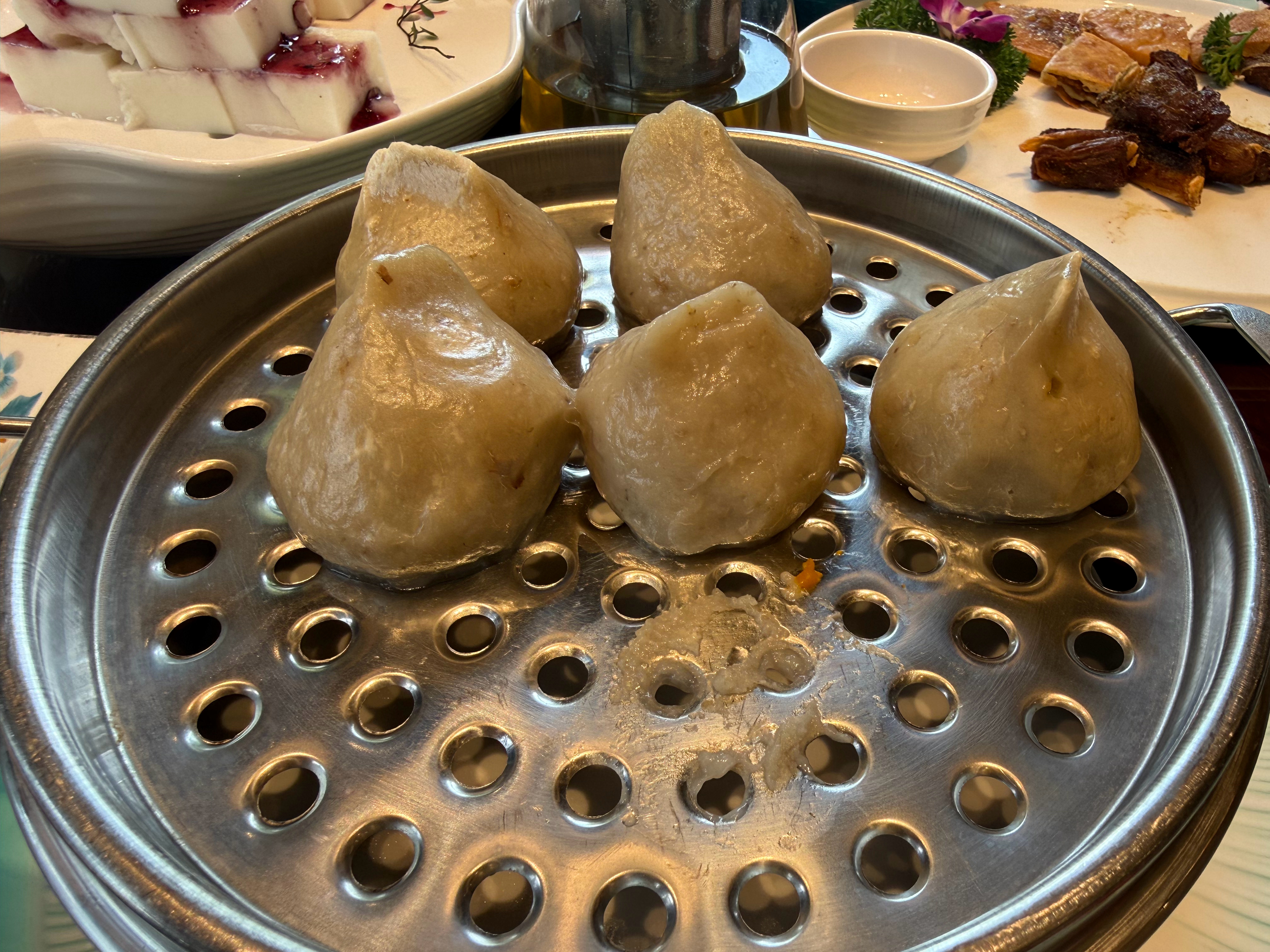 莫氏鸡煲带火整条街有摊贩日入5000元对与错都是观点角度，但如果能让大家都发财，