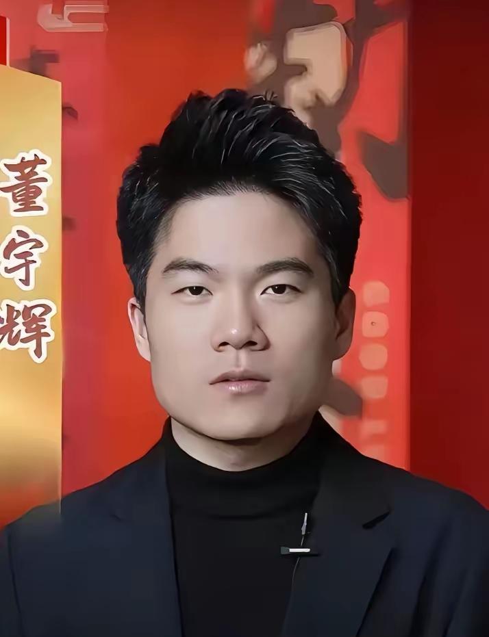 昨晚刷到后台数据，很多中小商家大概一夜没合上眼。

头部直播间里，一款标价三千的