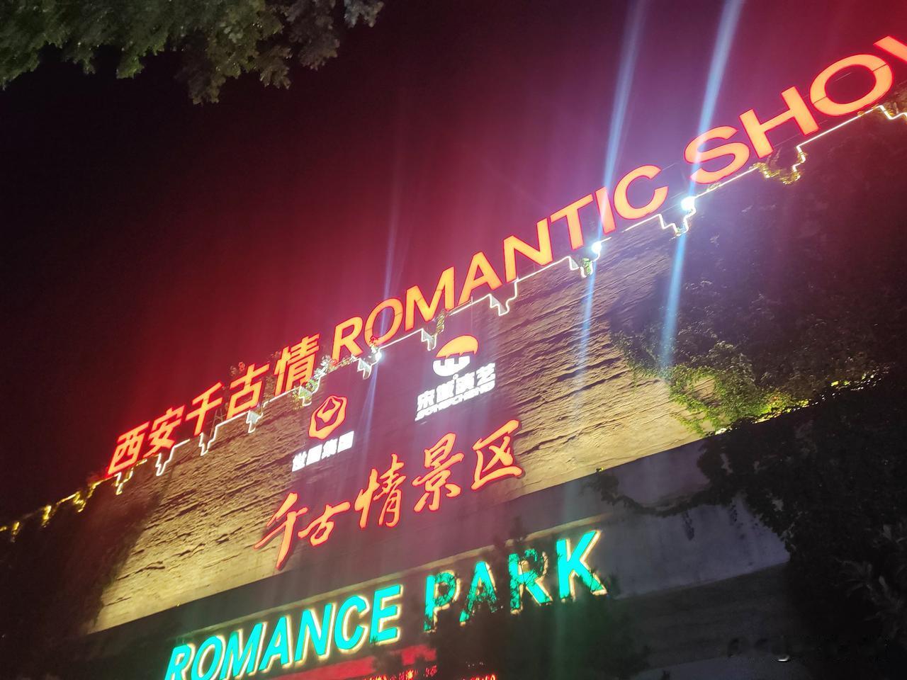 马上就是星期一，
新的一天，新的开始。
国际金价还有八九个小时，
就要开始了。