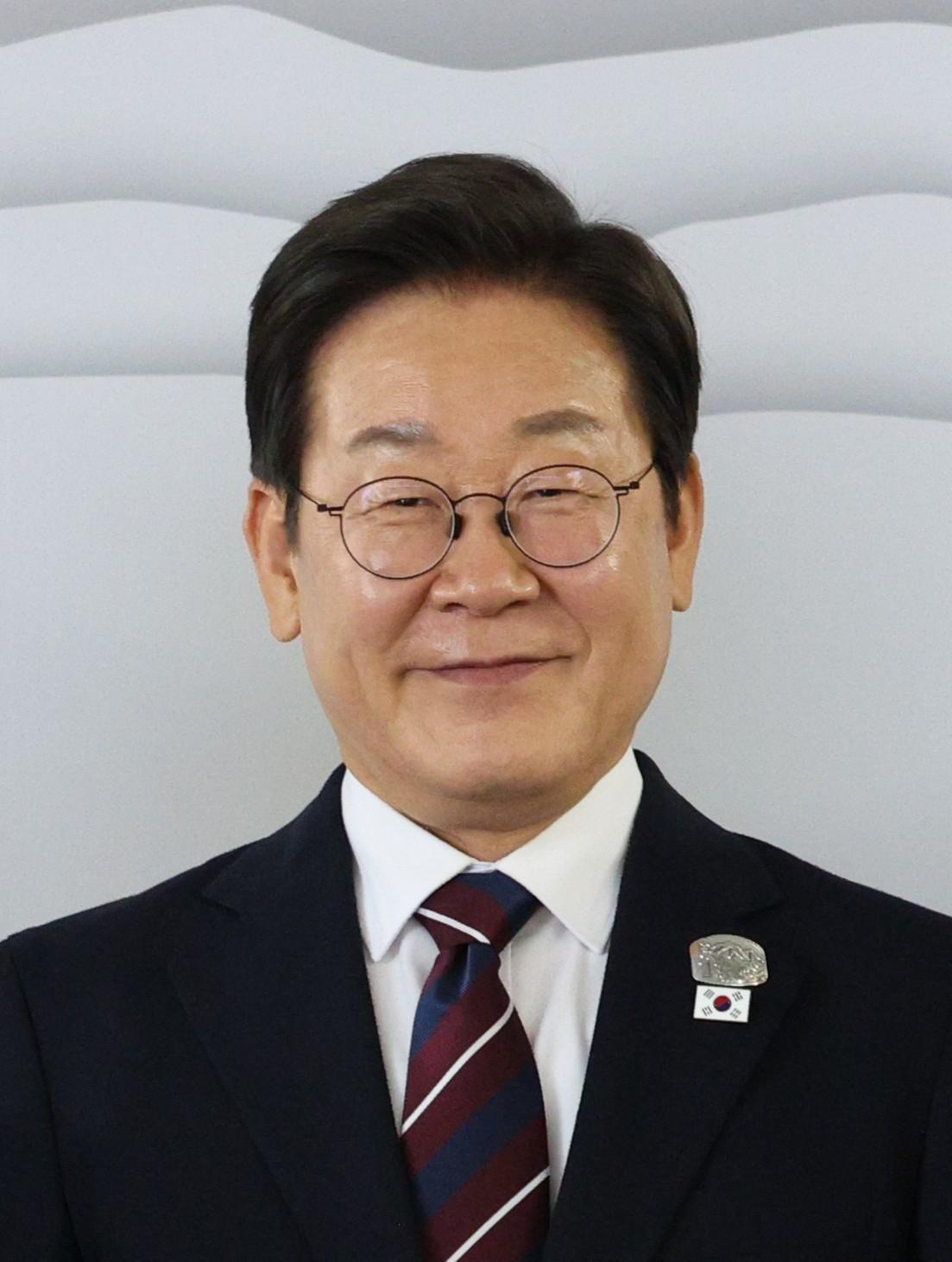 定了，韩国总统向全球宣布重大决定。 9月18日，韩国总统李在明在青瓦台开了个记者