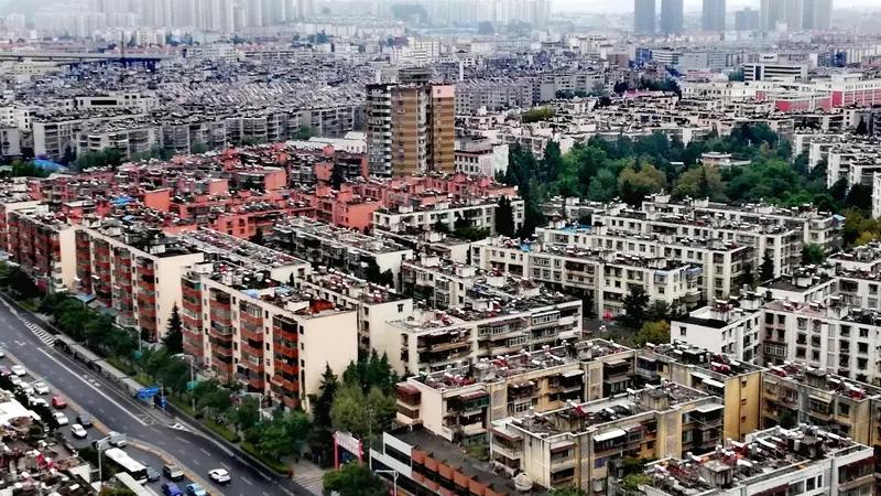 🔥暖心出圈！盘龙区激活治理“邻”聚力，幸福感拉满。盘龙区以党建为引领，激活社区