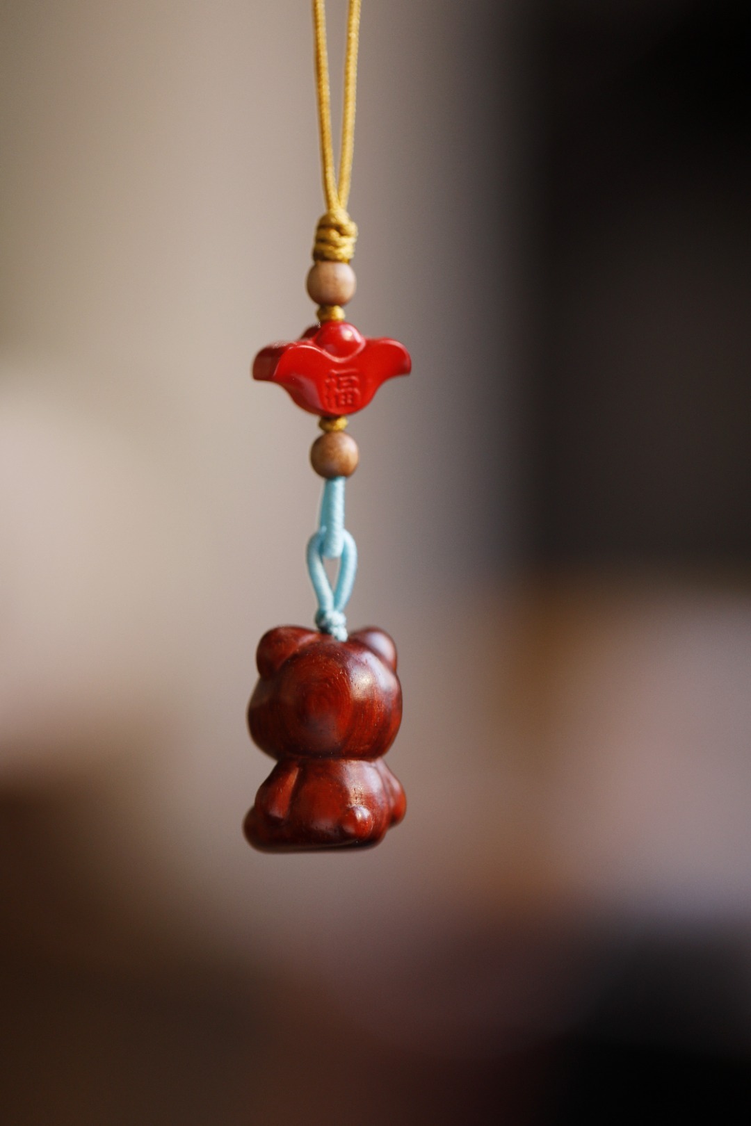 小叶紫檀【小萌熊】钥匙扣 挂件小萌熊卖得了萌，小身材里藏着大福气，萌态中又带着不