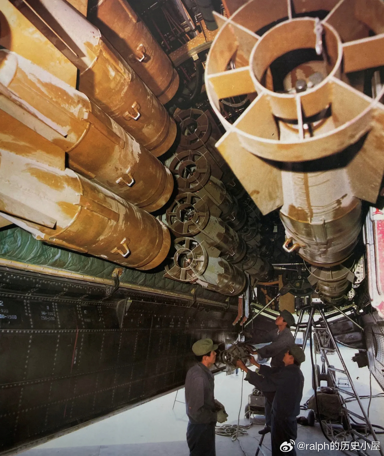 1981年9月参加华北军事演习的轰炸机军事历史全触达