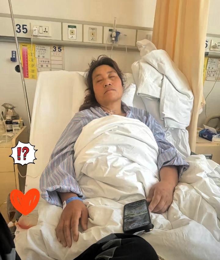 那张27万的卡，扇了我一记响亮的耳光。
 
母亲住院需要手术，预缴押金12万，我