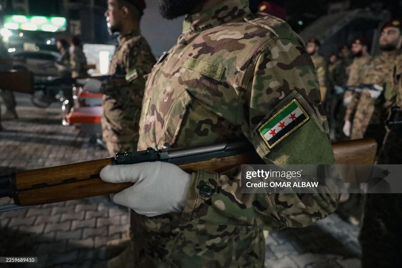 叙利亚军队使用的南斯拉夫

M-59/66A1半自动步枪，SKS南斯拉夫版本