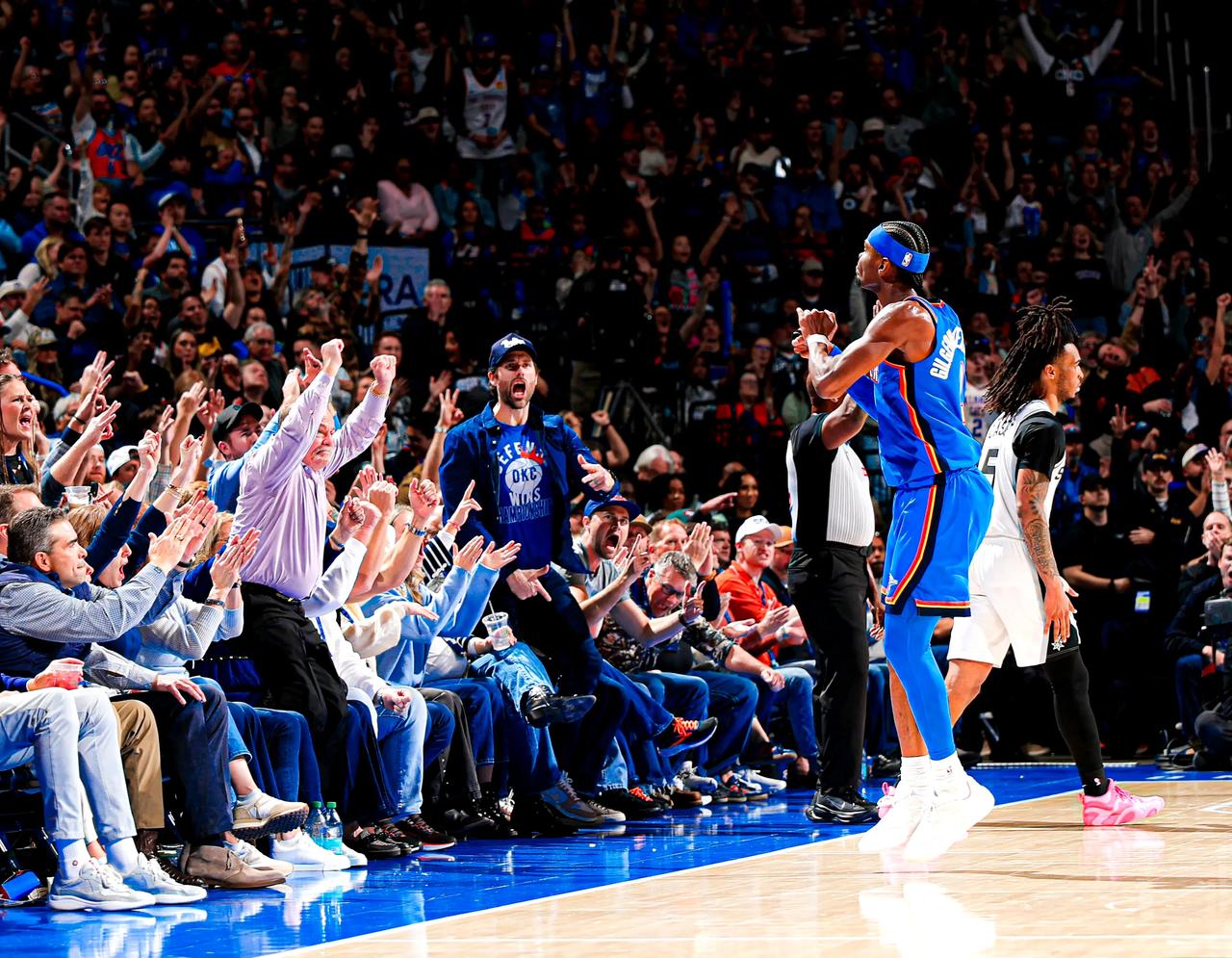 单凭即战力，现役最强一二阵容能都是谁？

一阵:
亚历山大，布伦森，爱德华兹，布